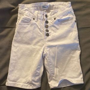 Girls white pants✨